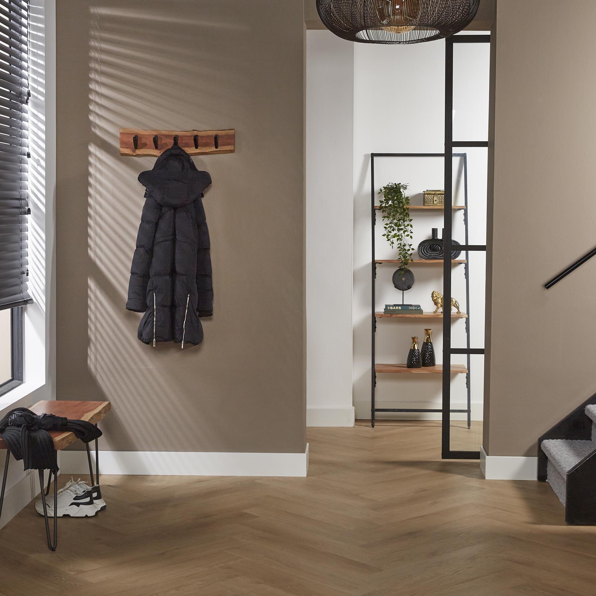 Kapstok hout met vijf haken