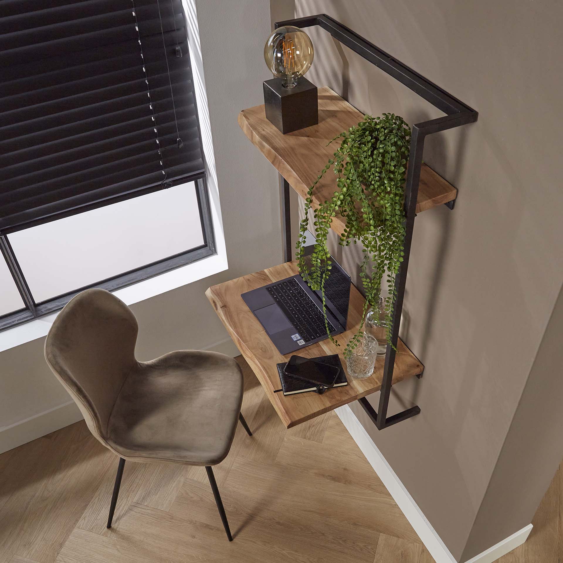 Bureau Desk Air Solid