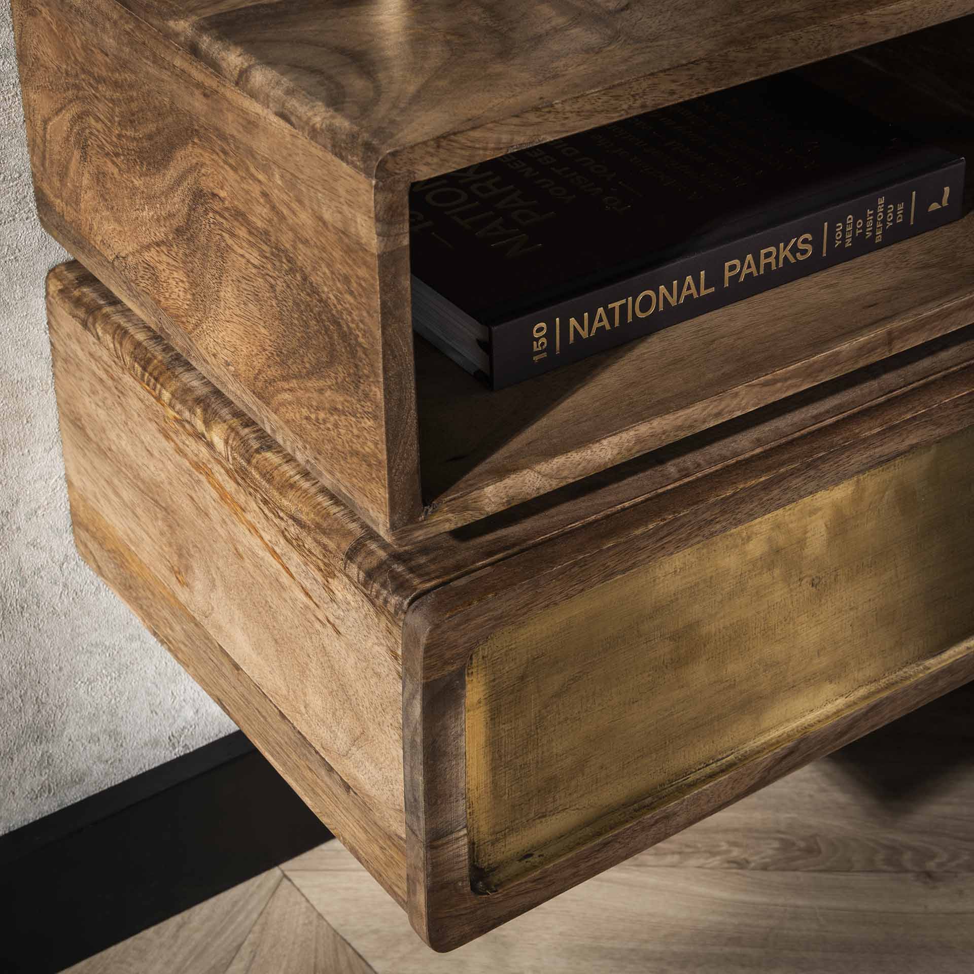 Nachtkastje zwevend mangohout sand