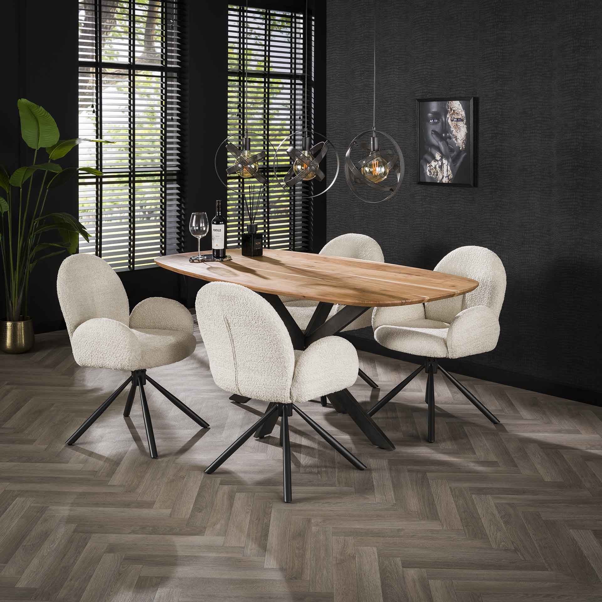 Eettafel Arhus Solid ovalen blad