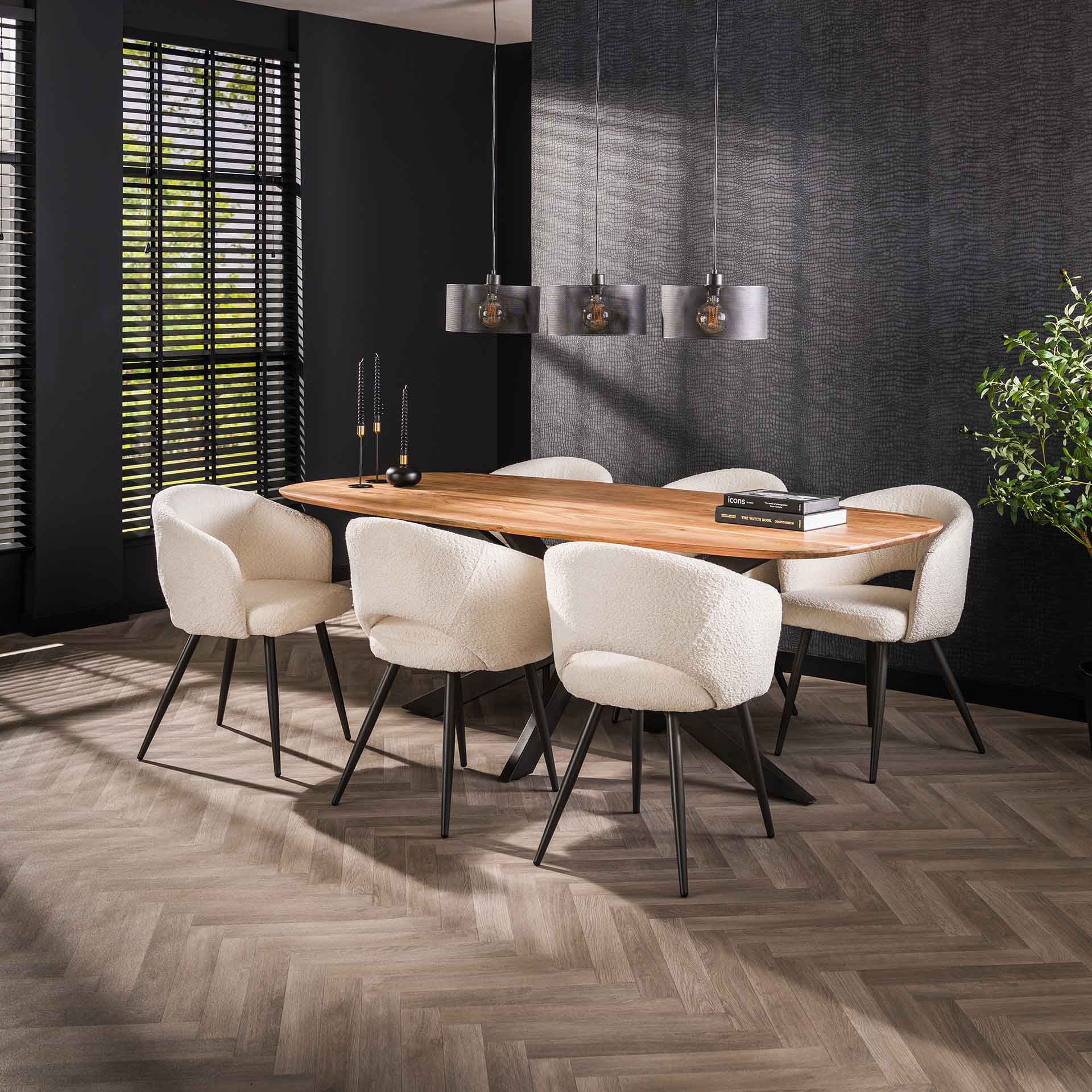 Eettafel Arhus Solid