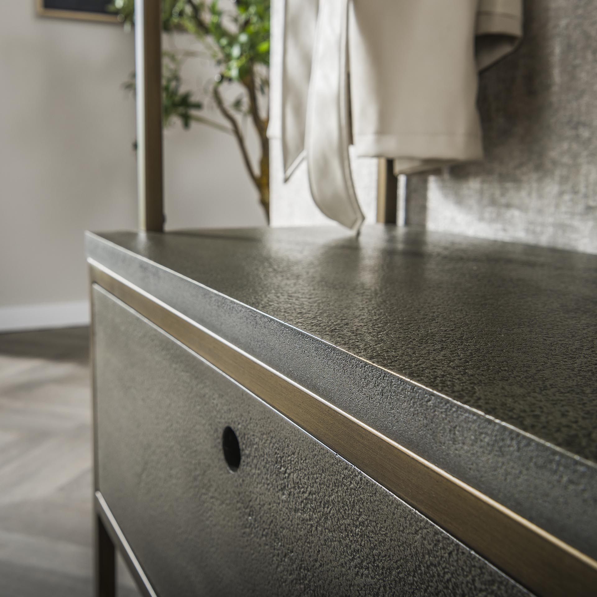 Garderobemeubel Ferro - met Haken, Roede en Lade