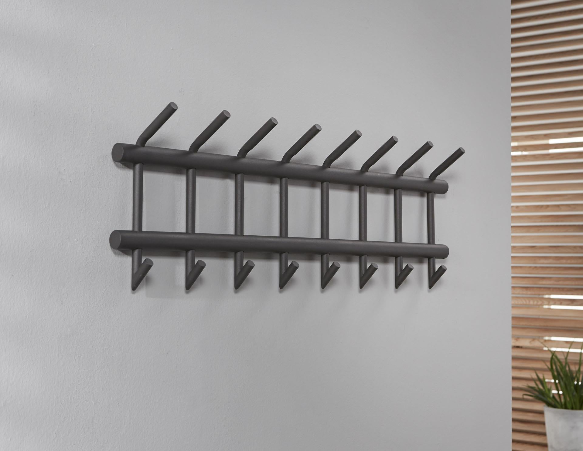 Garderobe met ronde buis en 8 haken