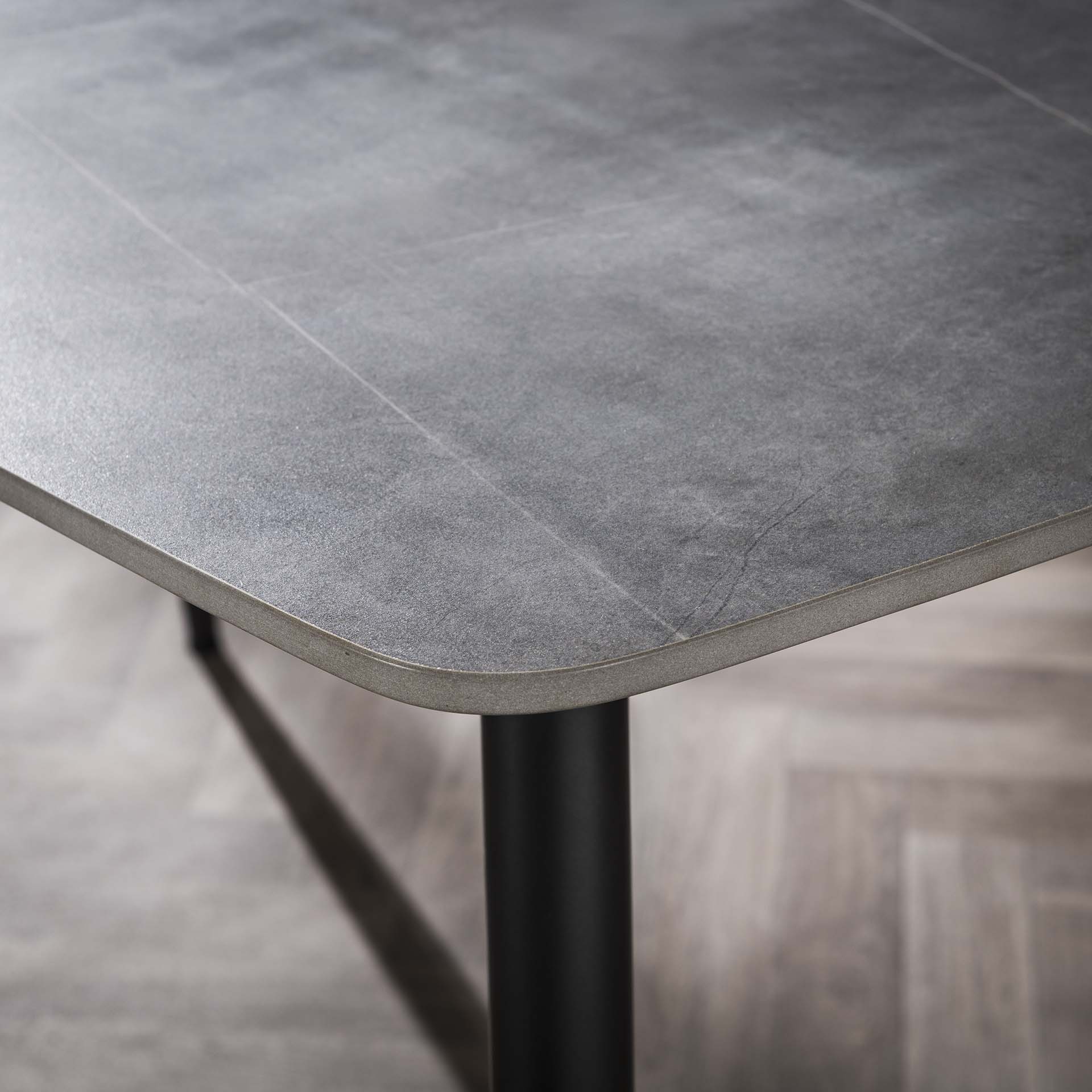 Eettafel 140 cm keramiek naturel