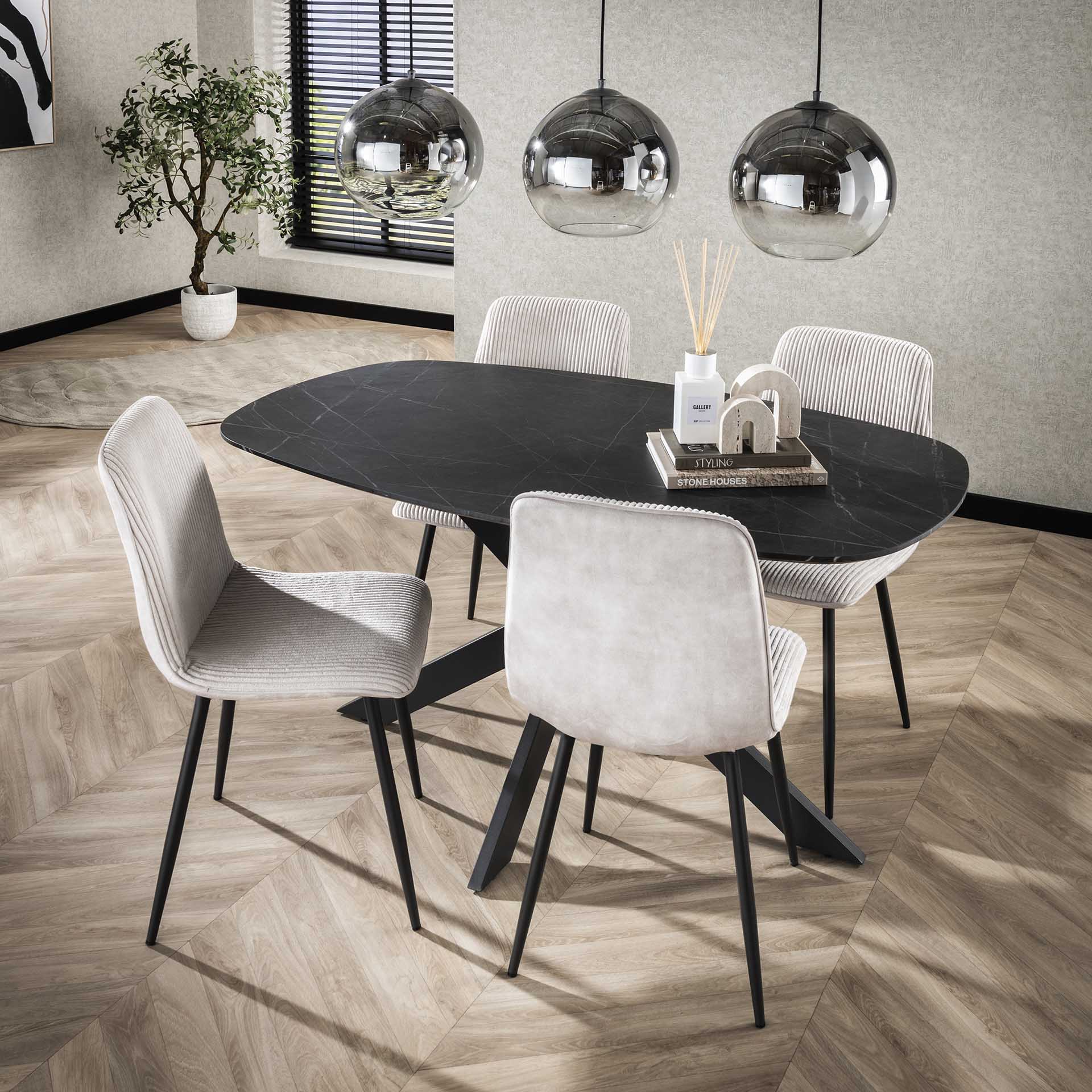 Eettafel Romano ovaal 150 cm