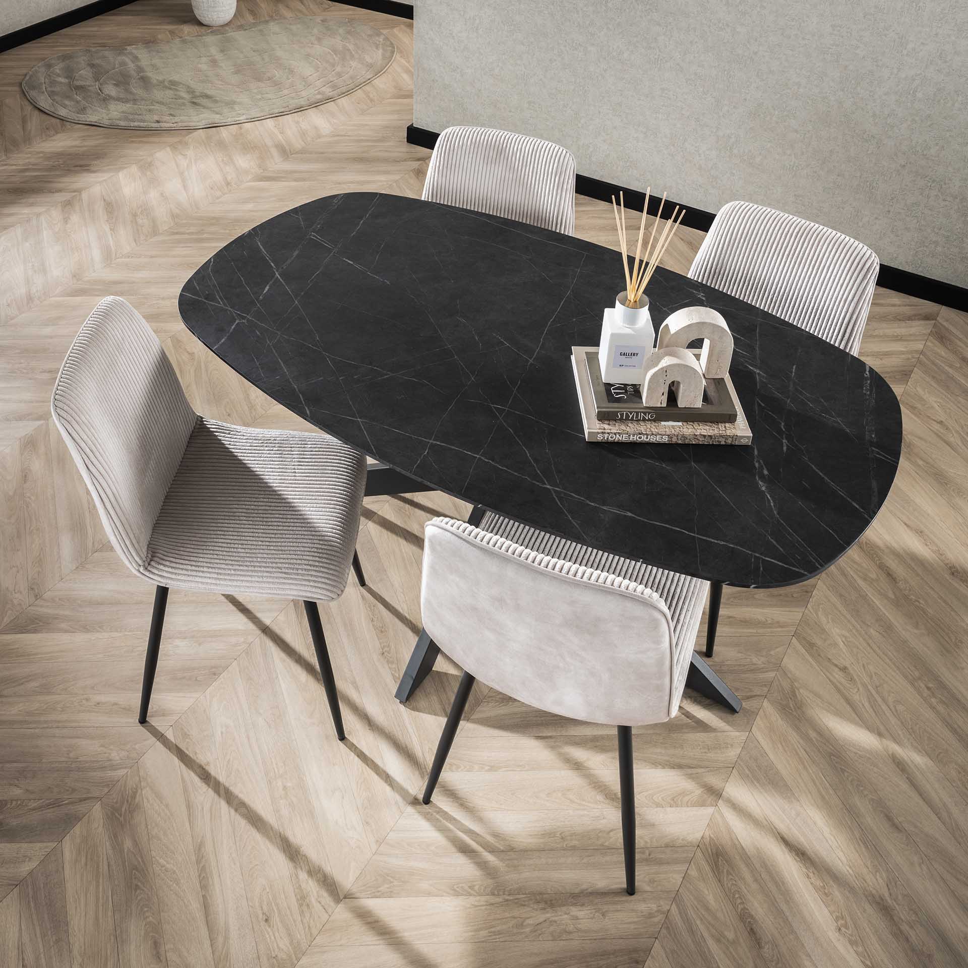 Eettafel Romano ovaal 150 cm