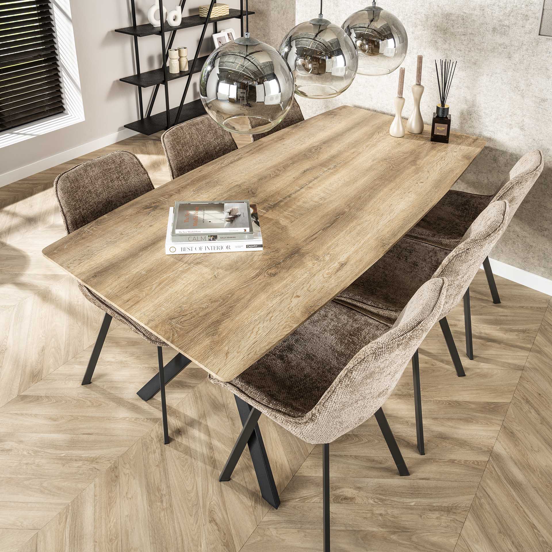 Eettafel ovaal 190 cm