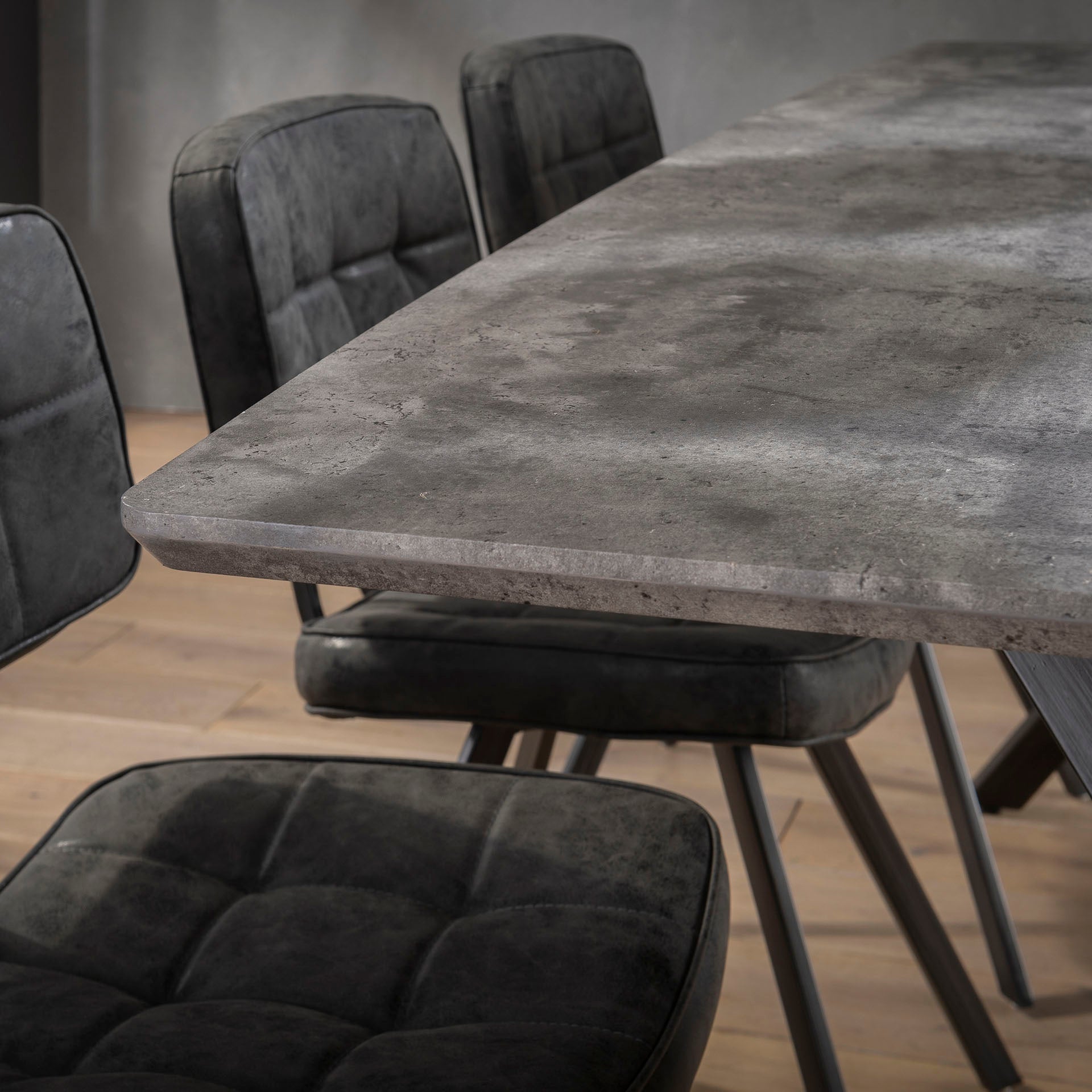 Eettafel ovaal 190 cm