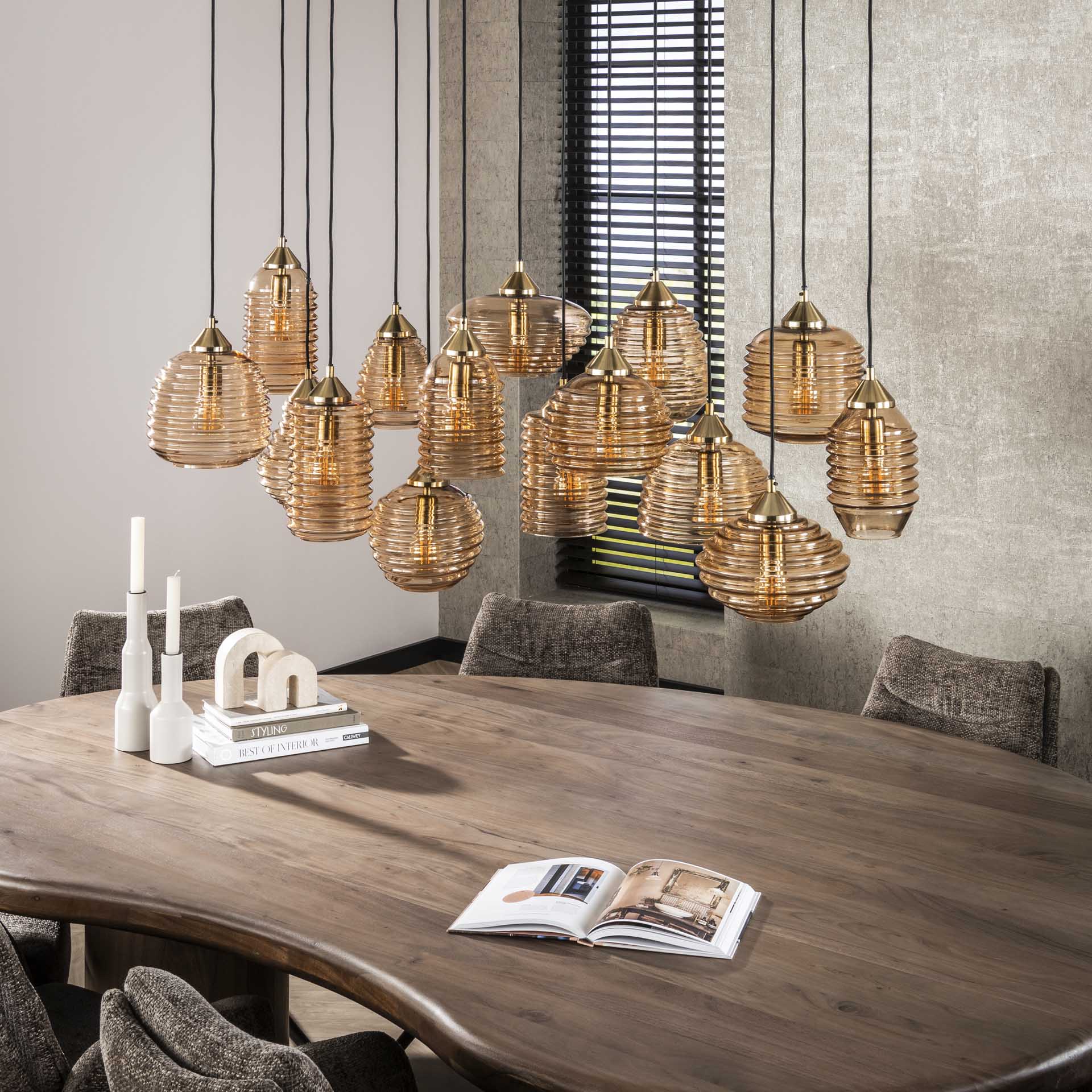 Hanglamp met 15 glazen kapjes