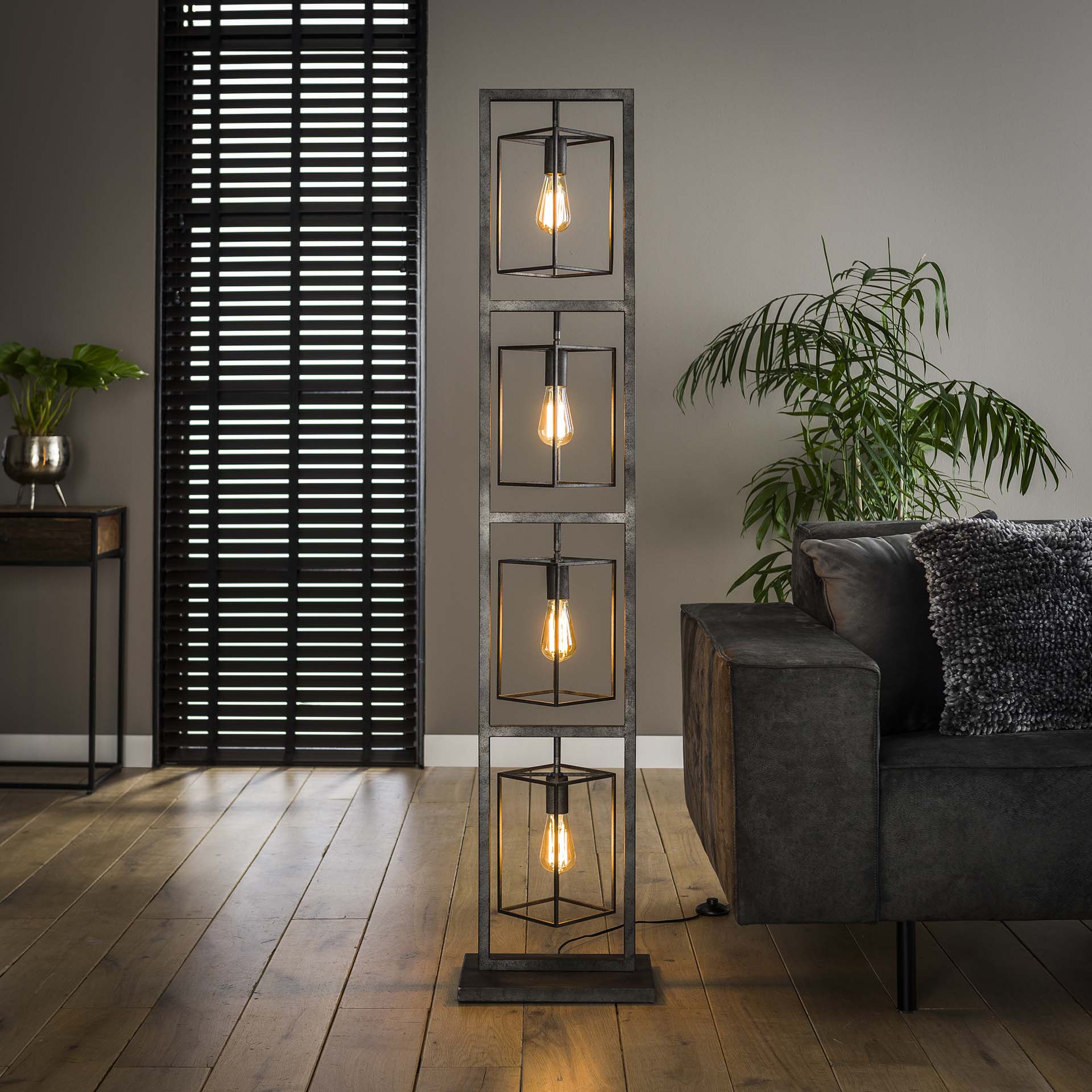 Vloerlamp Cubic Tower