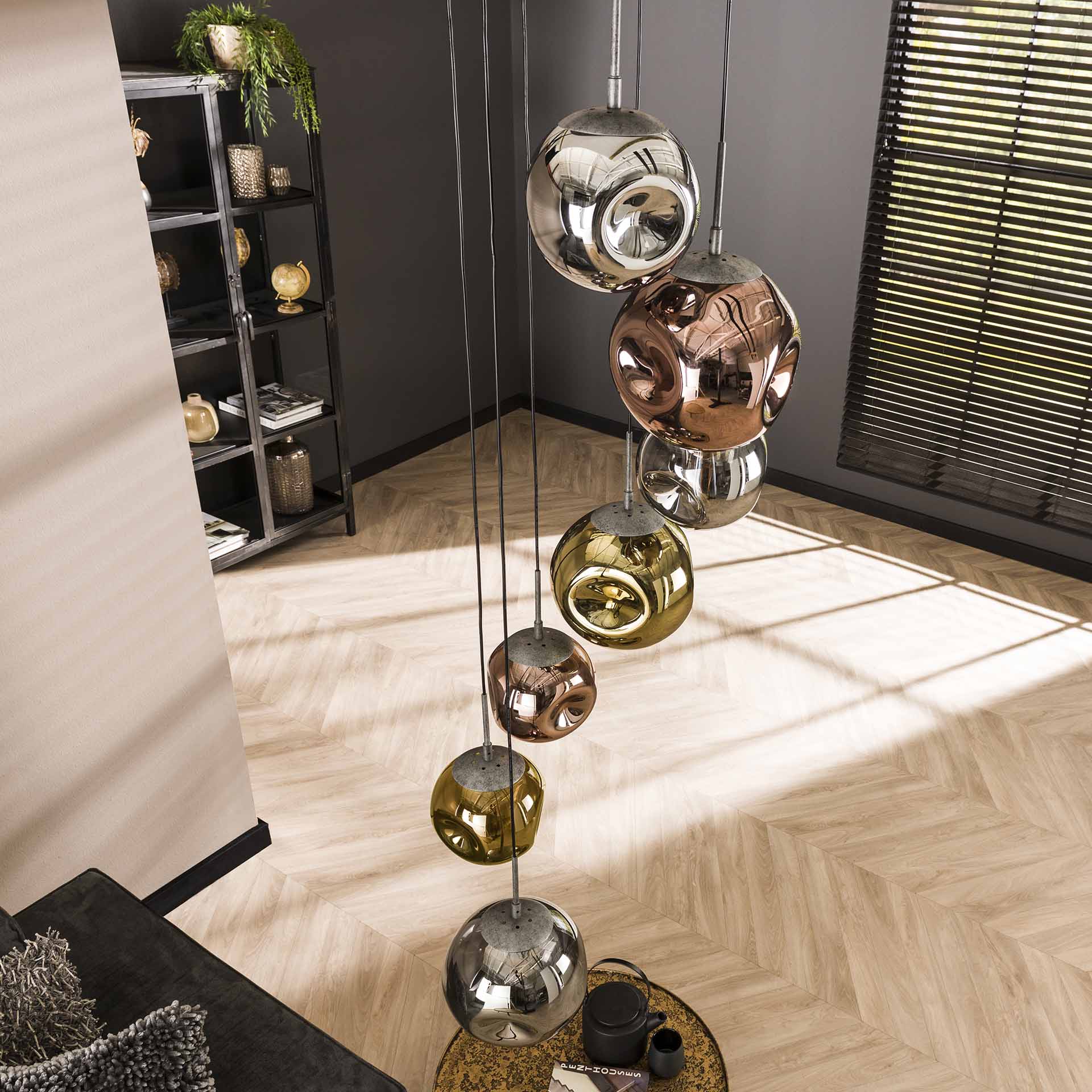 Hanglamp 7L met glazen kappen