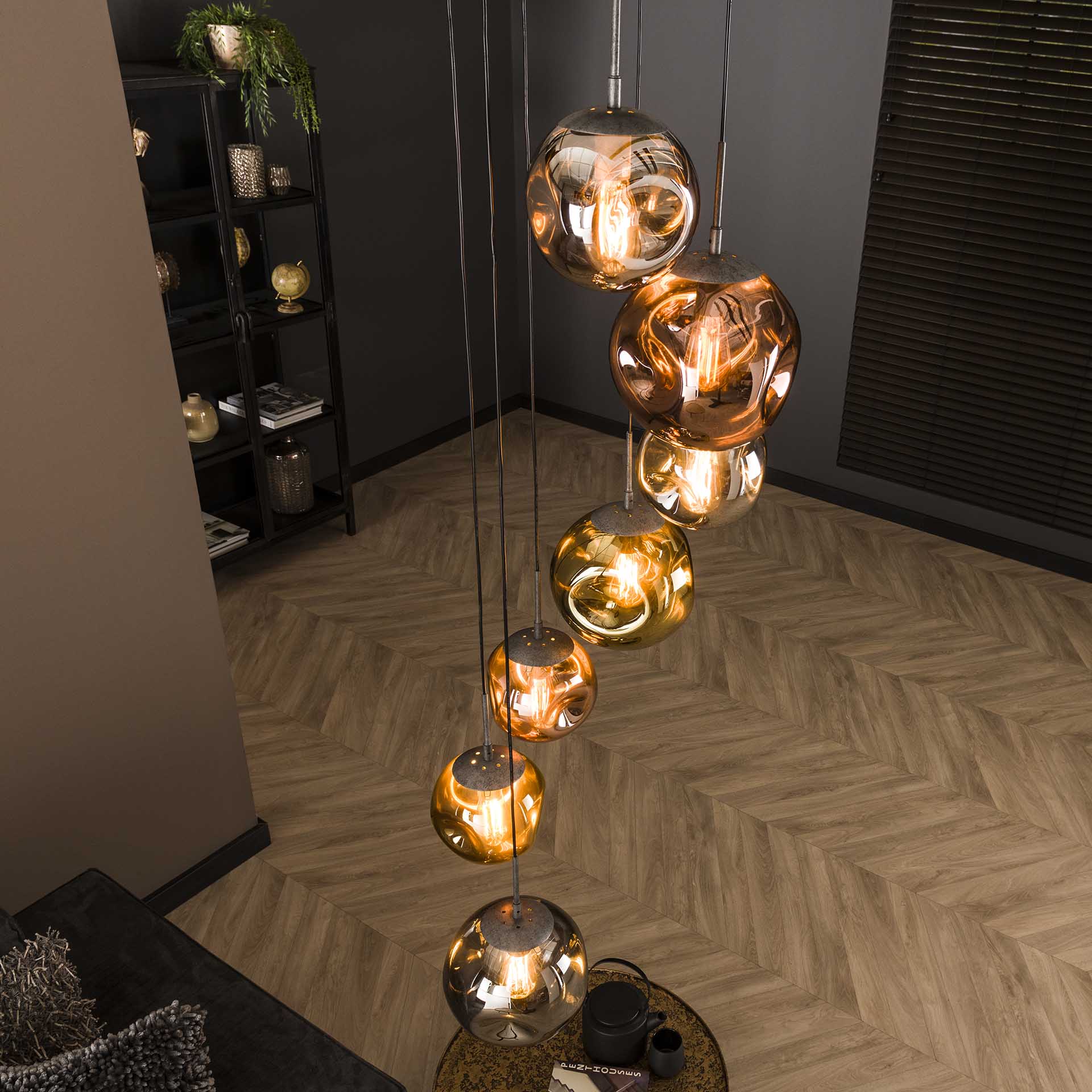 Hanglamp 7L met glazen kappen