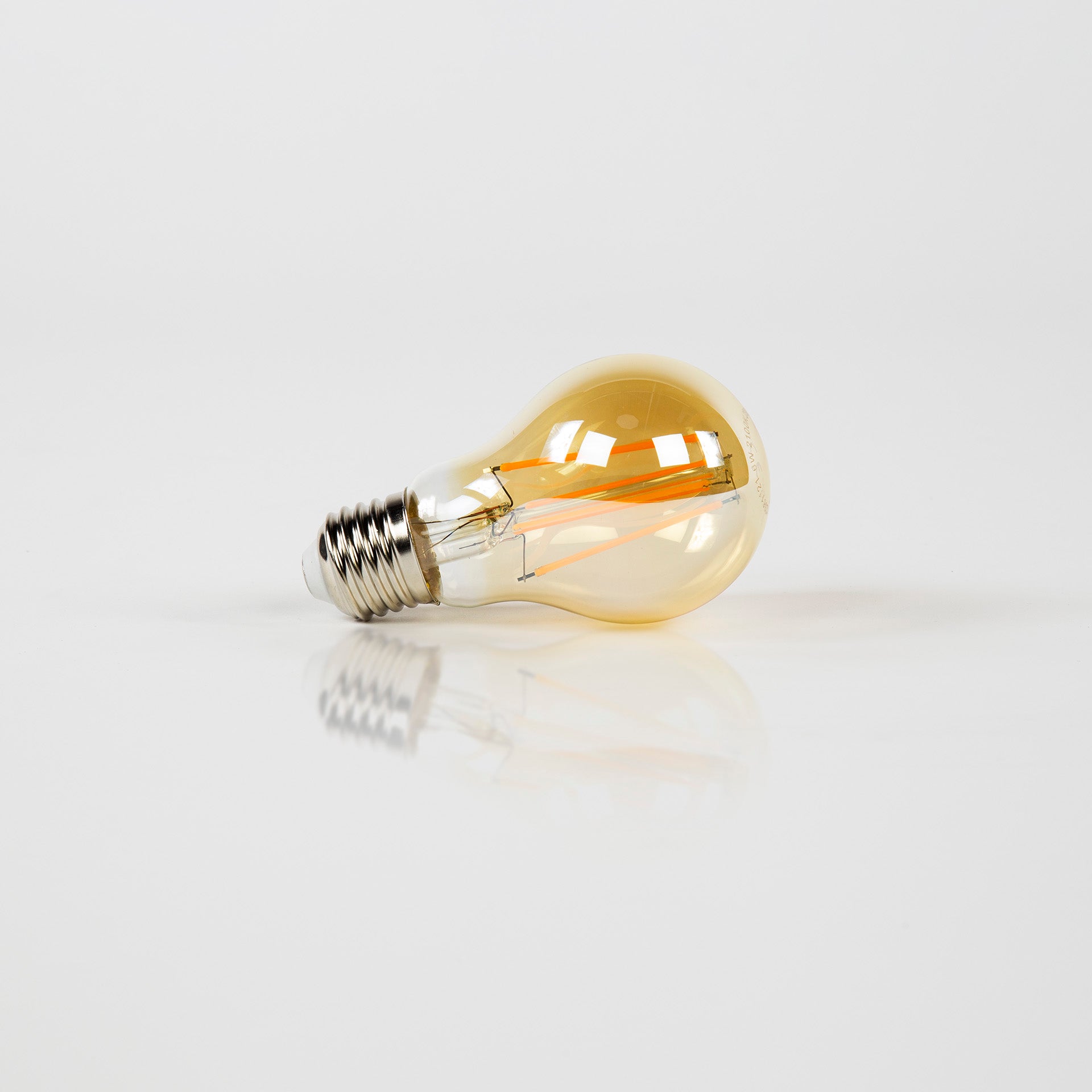 LED filament lamp peer amberkleurig glas