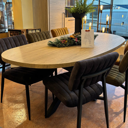 CLEARANCE Dining table Orion